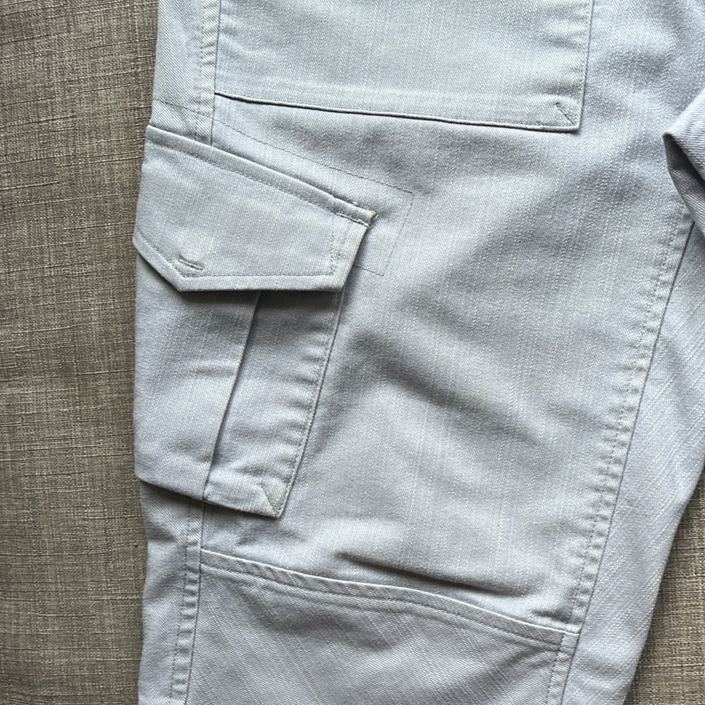 Mountain Hardwear Gray Cropped Pants Capri Pockets Size 4 - Picture 3 of 11